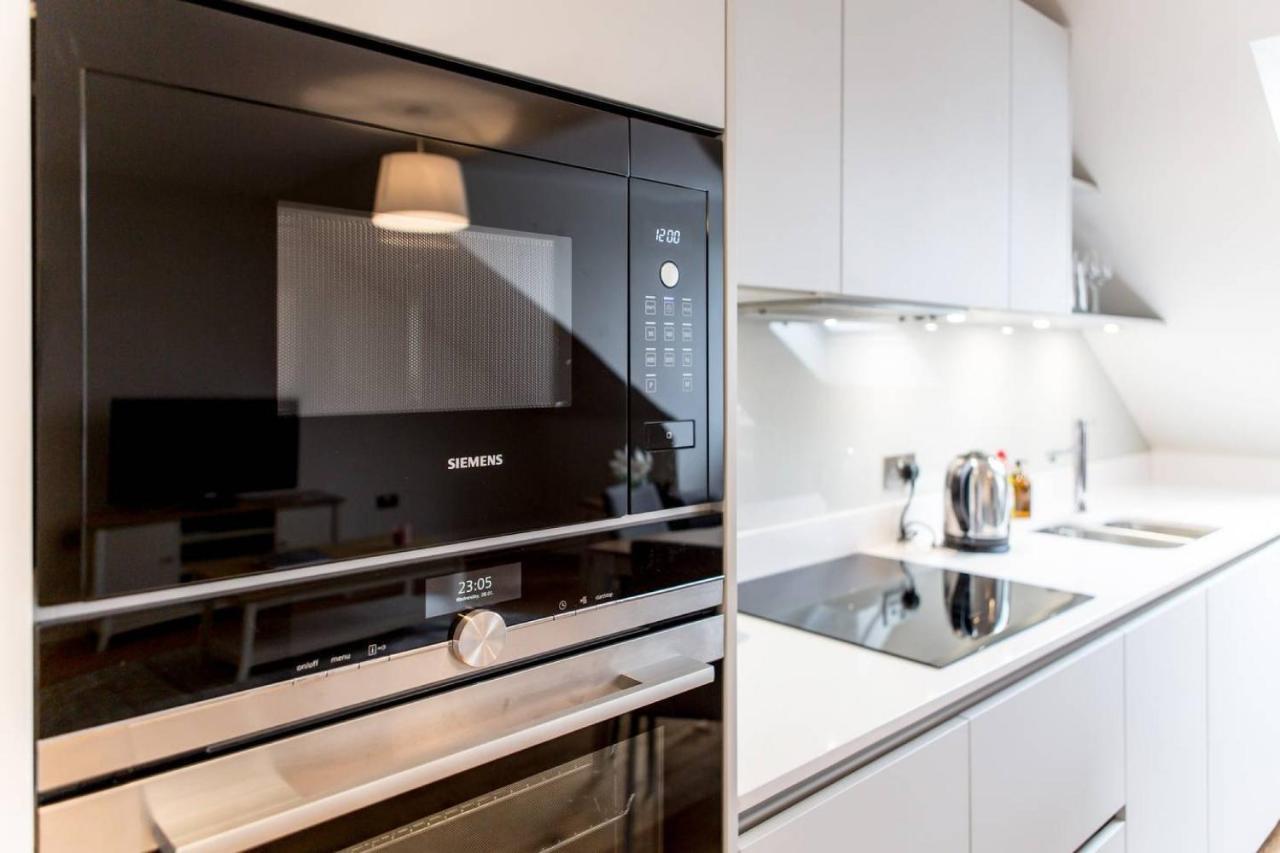 Altido Quiet City Centre Spacious Apartment エディンバラ エクステリア 写真